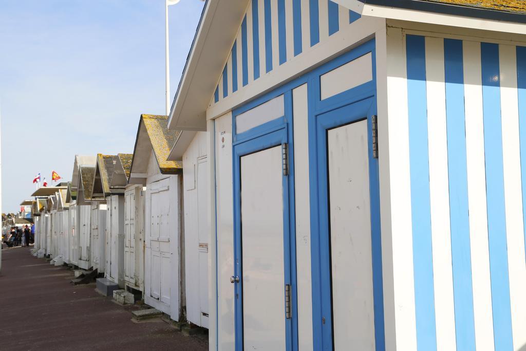 Maison Studios & Appartements Les 4 Vents Luc-sur-Mer Zewnętrze zdjęcie